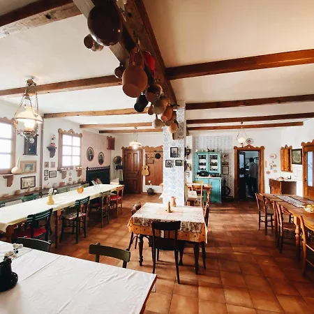 Etno Kuca Deram ファームステイ *