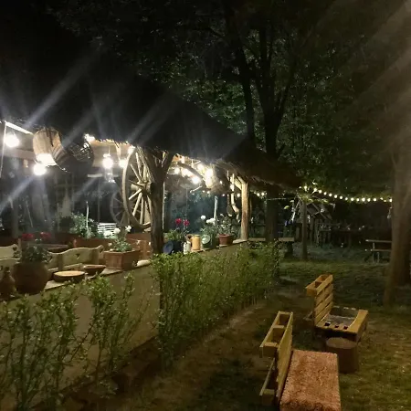 Etno Kuca Deram ファームステイ