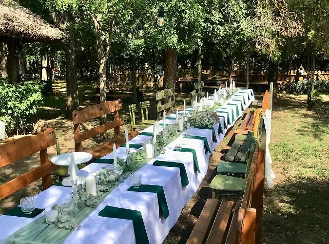 Etno Kuca Deram Smještaj na farmi Mokrin